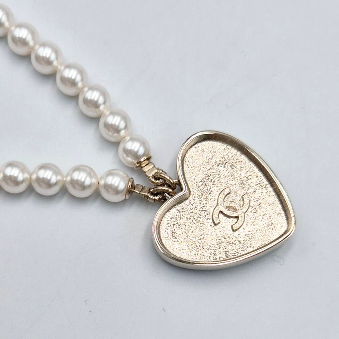 샤넬 하트 진주 목걸이 상품이미지5