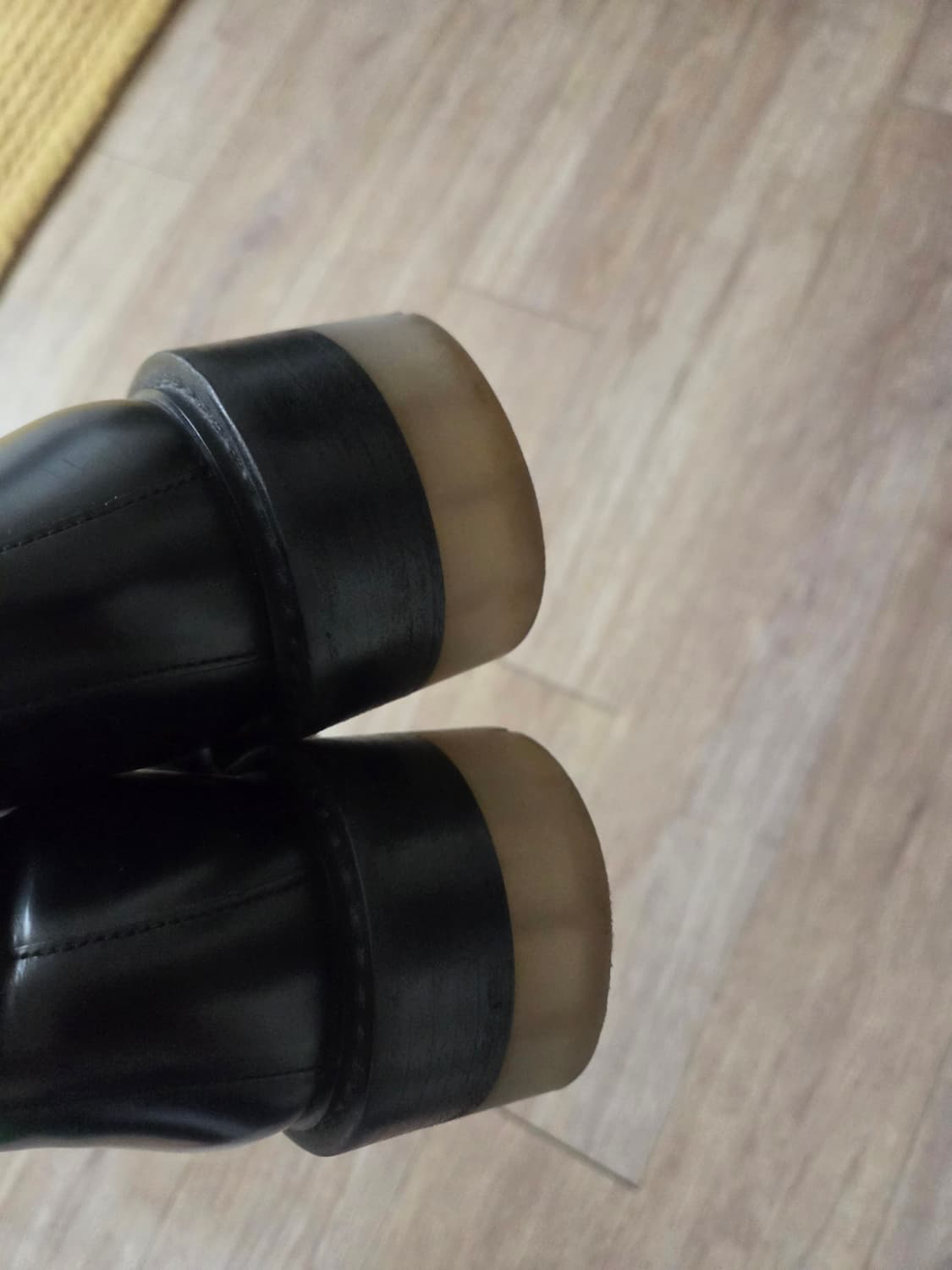 보테가베네타 바운스 더비 블랙 39.5 사이즈 상품이미지5