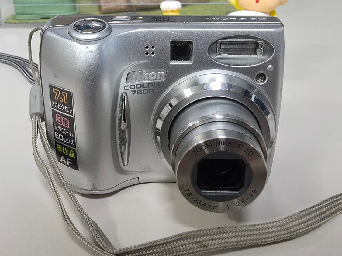 니콘 쿨픽스 7600 빈티지 디지털카메라 상품이미지1