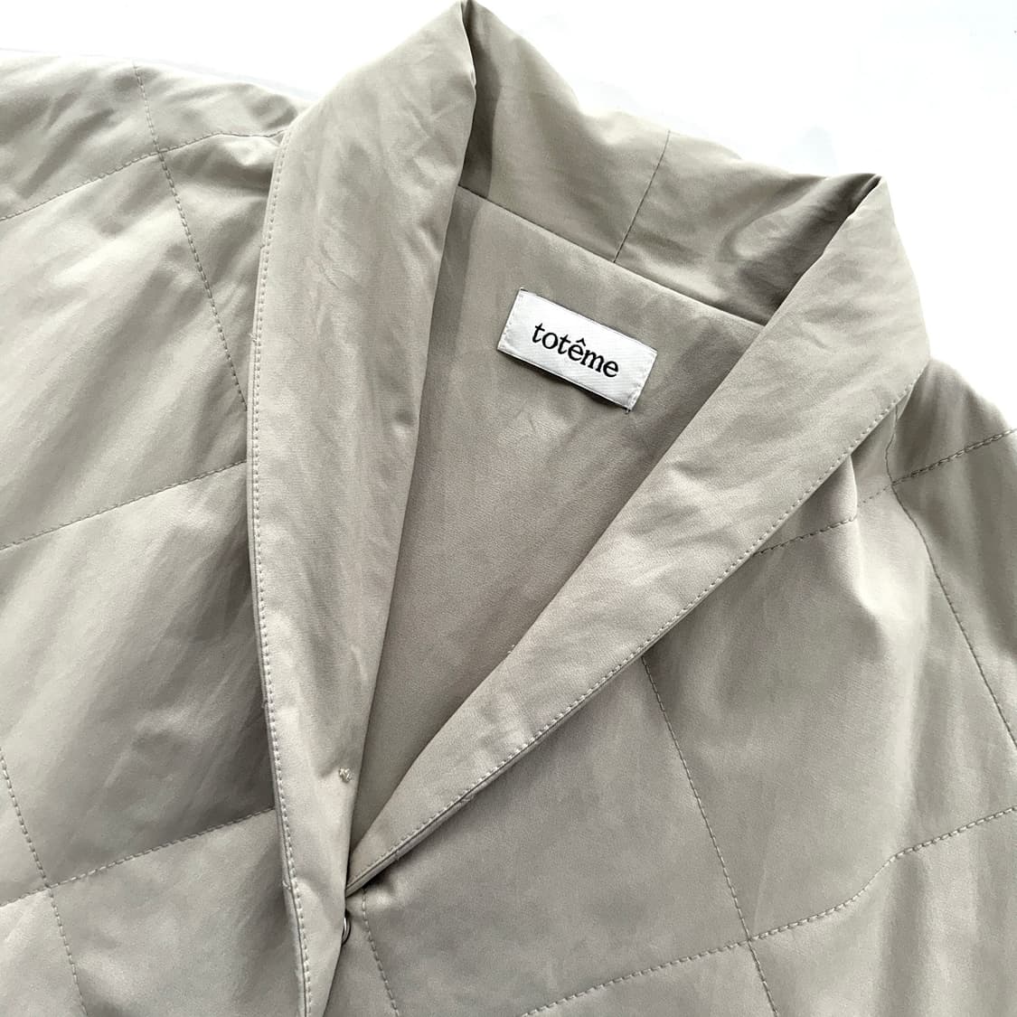 토템 TOTEME 폴페로 누빔 자켓 상품이미지7