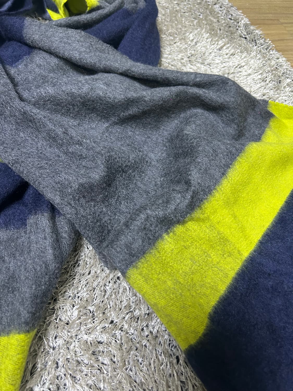 영국브랜드 NEISHA CROSLAND 울 체크목도리 상품이미지4