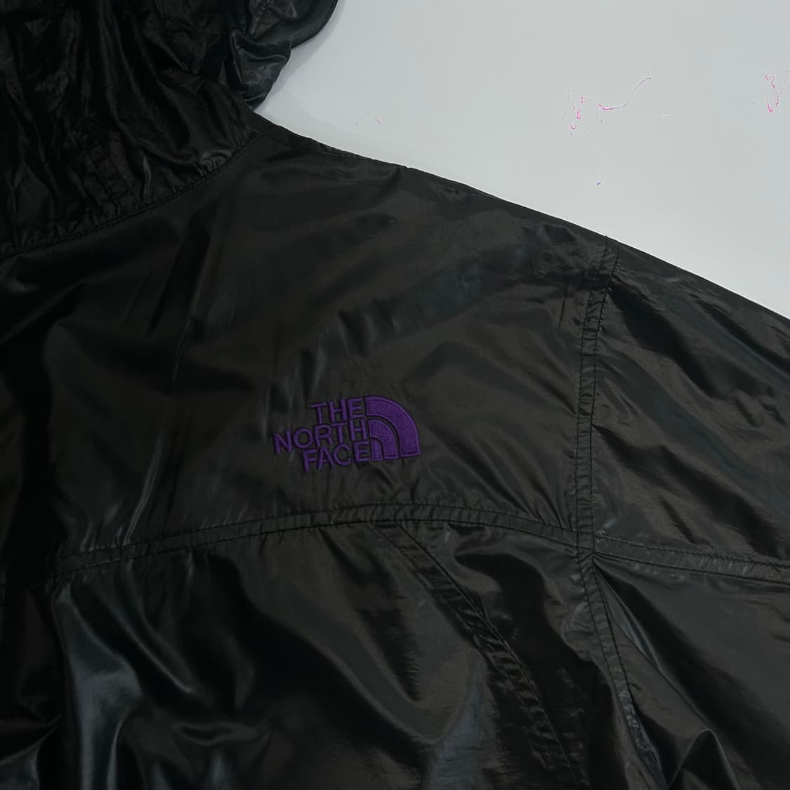 The north face 노스페이스 집업 포인트 글로시 블랙 바람막이 상품이미지7