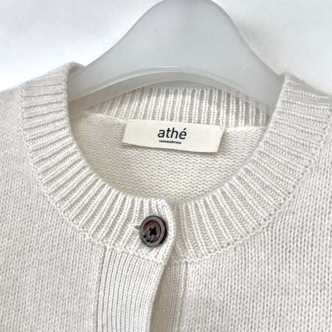 아떼 24 캐시미어100% 크롭 가디건 상품이미지3