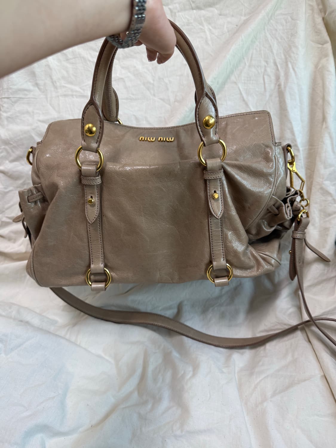 미우미우 비텔로 럭스 백  베이지 상품이미지3