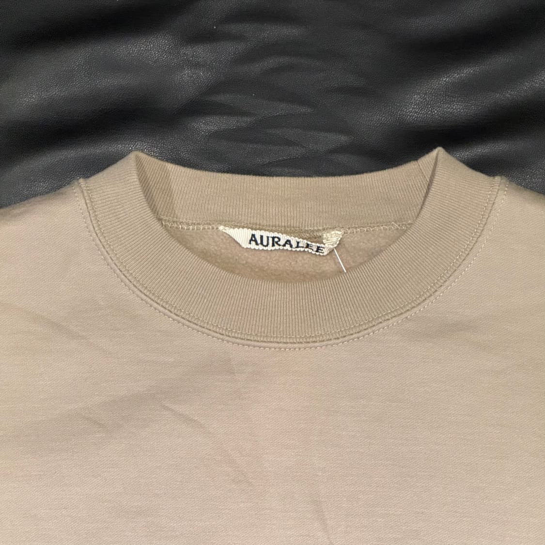 오라리 스웻셔츠 상품이미지3