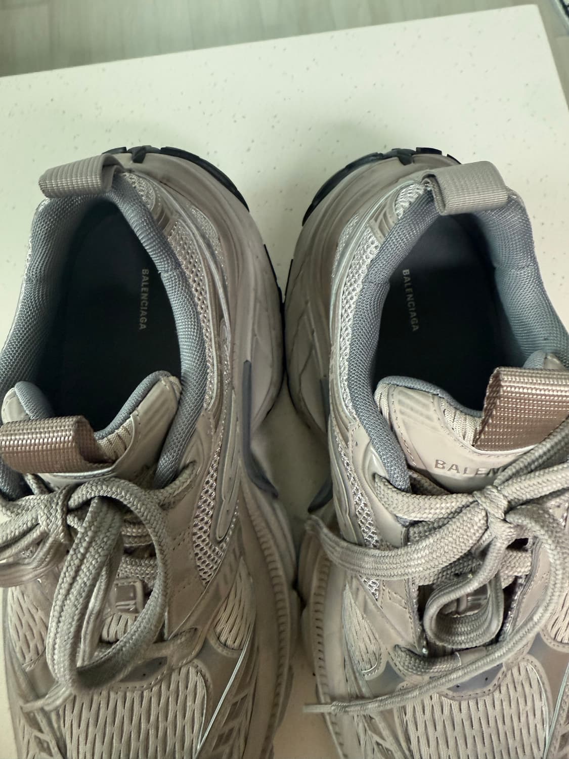 발렌시아가 10XL / 42사이즈 상품이미지2