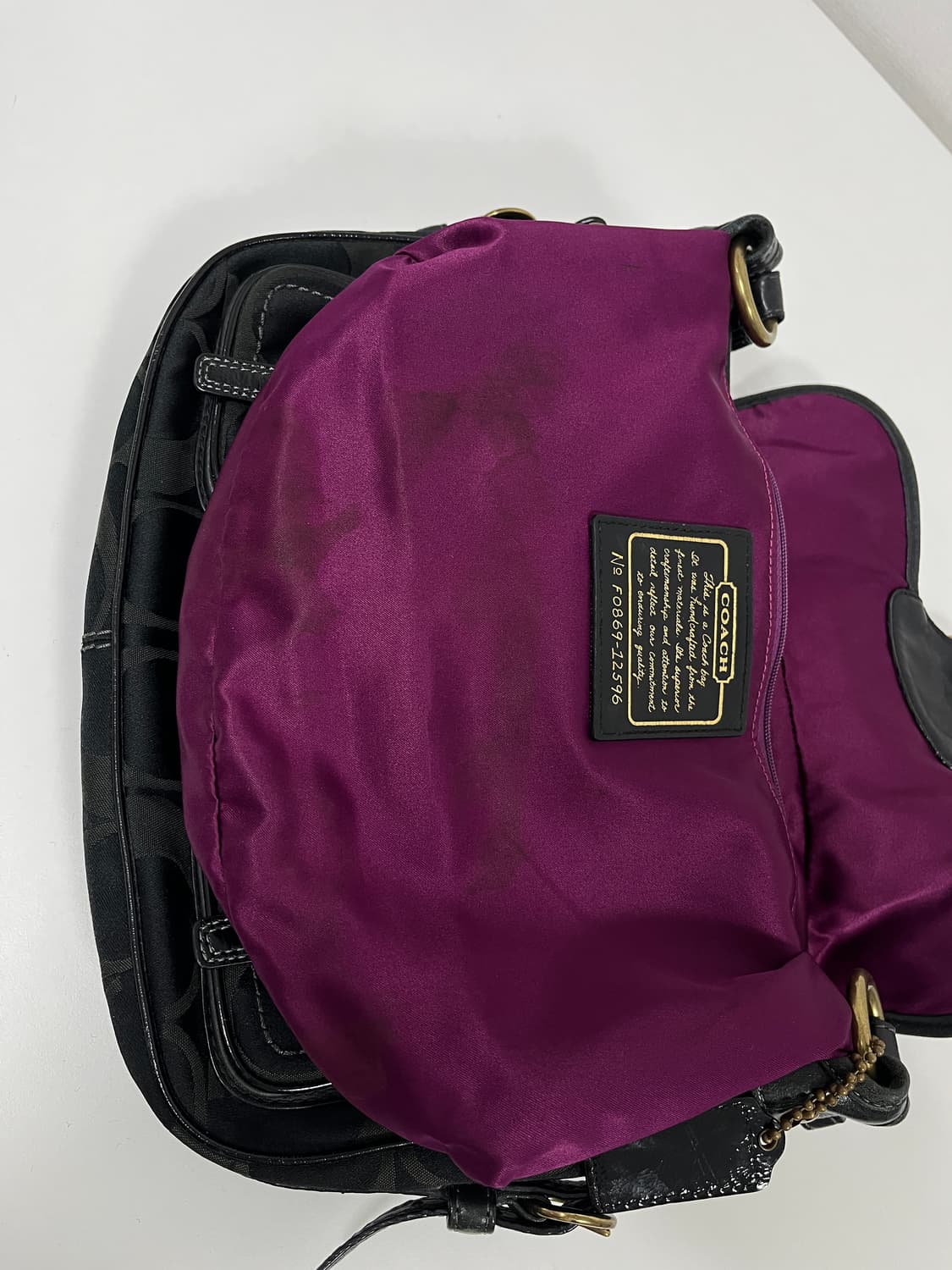 코치 시그니처 블랙 레더 숄더 상품이미지6