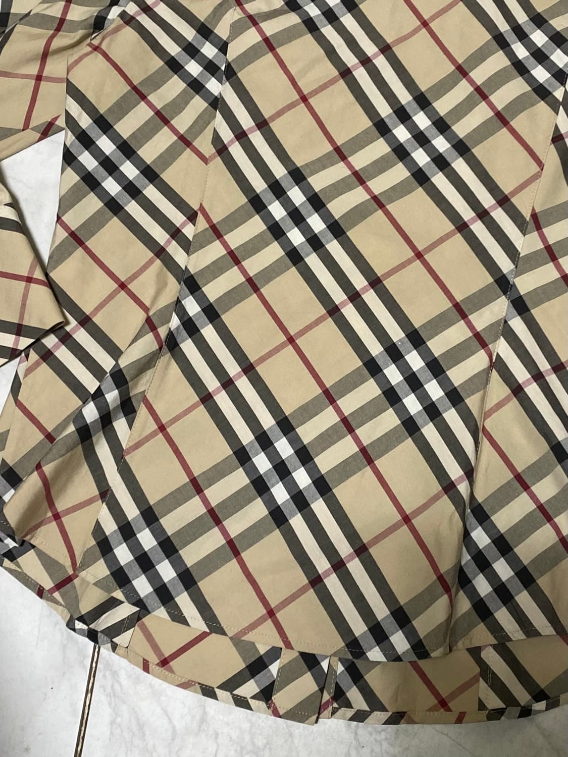 버버리 여성 체크 셔츠 여성 90 사이즈 상품이미지4