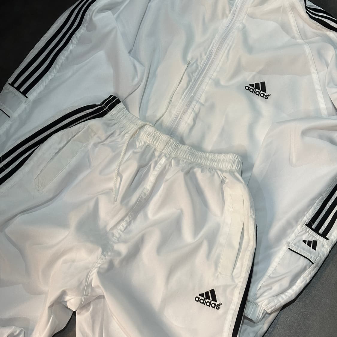 아디다스 트레이닝 화이트 세트 상품이미지2