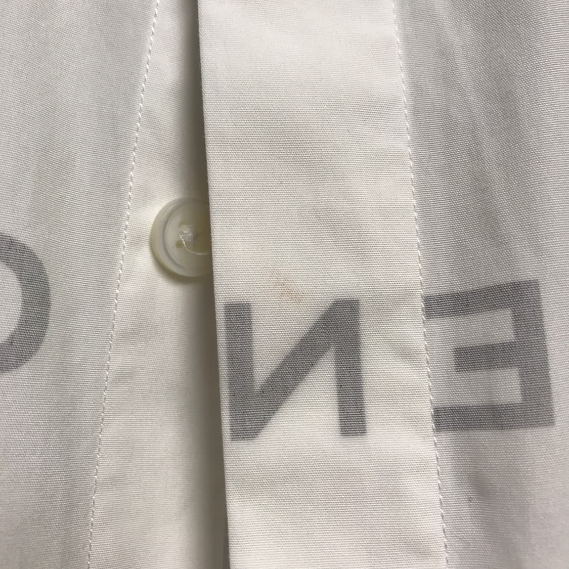 지방시 화이트 셔츠 39 상품이미지5