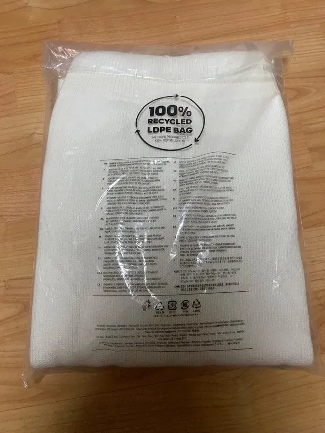 아디다스 노아 크루넥 니트 크림 (Adidas Noah Crewneck) 상품이미지8