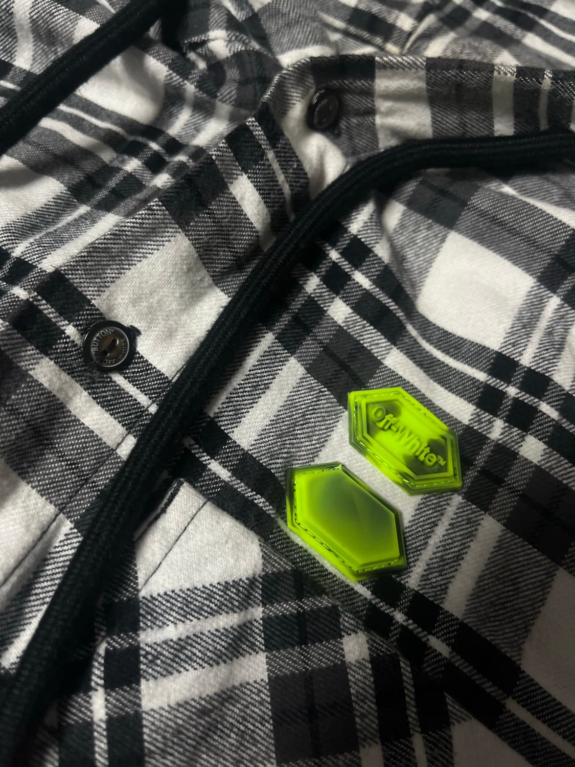 오프화이트 백에로우 플란넬체크후드셔츠 size S 상품이미지6