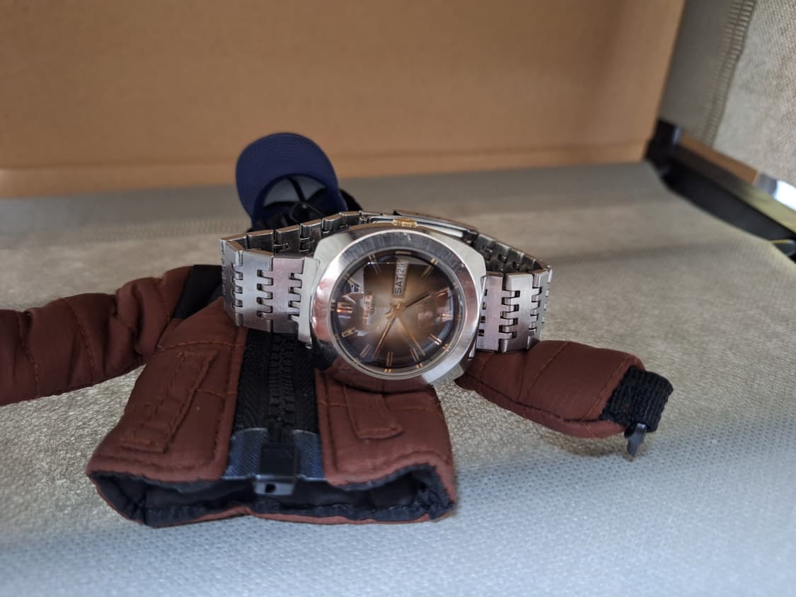 시티즌 빈티지 오토매틱 스퀘어드 시계 판매합니다 상품이미지1