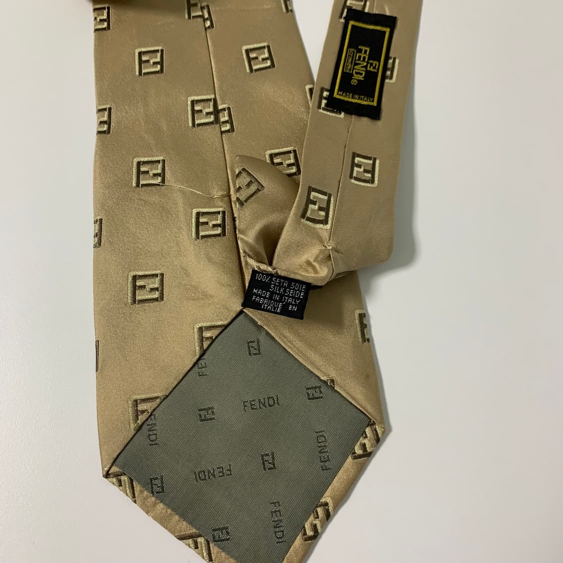 펜디(FENDI) FF모노그램 넥타이 명품 A등급 9.9cm 상품이미지6