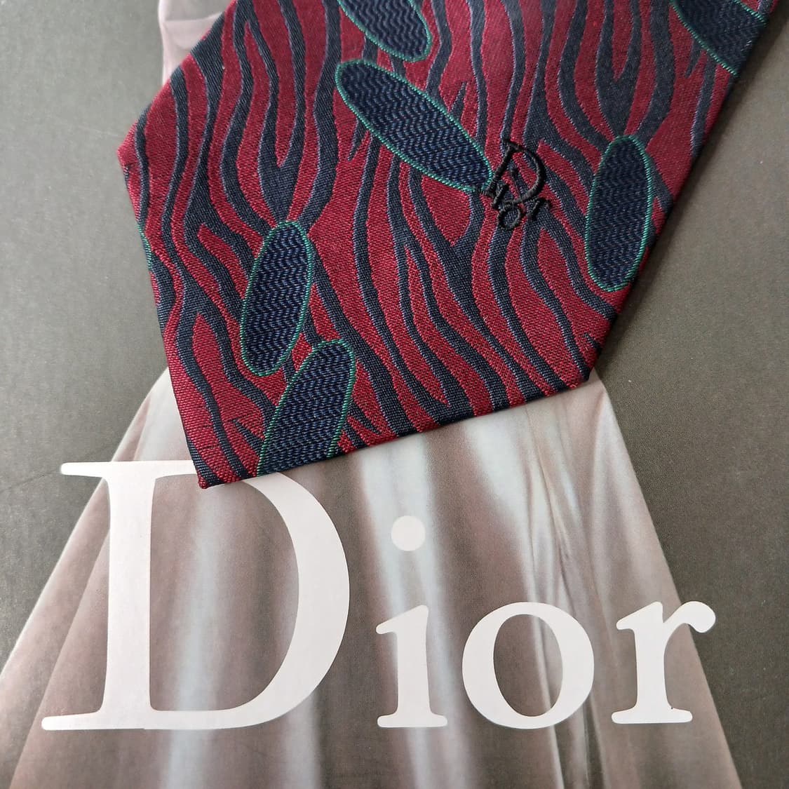 크리스찬 디올 몽슈르 실크 레드 패턴 넥타이 9cm A+등급 A19869 상품이미지7