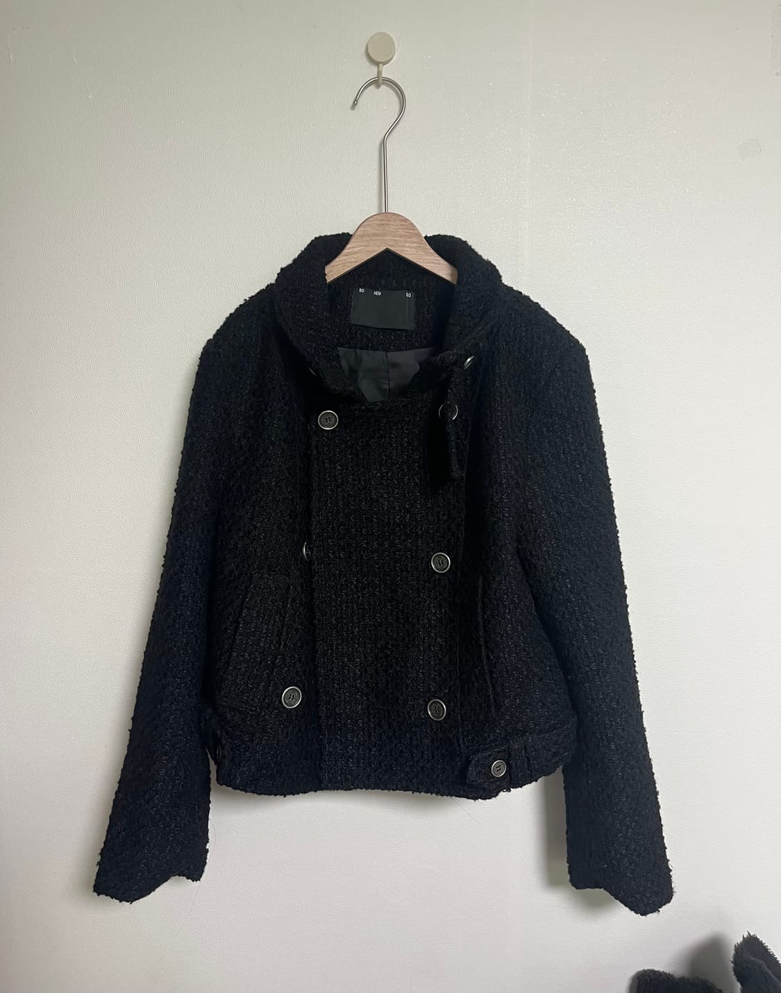 보헤미안서울 벨티드 하프 코트 트위드 블랙 상품이미지3