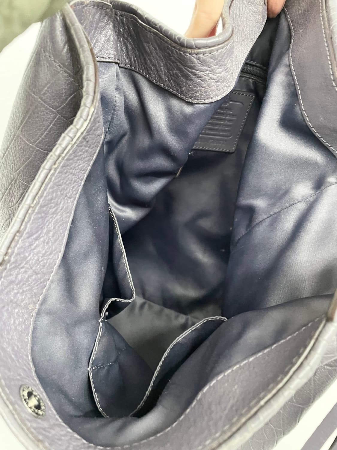 코치 레더 로고 태슬 호보백 상품이미지9