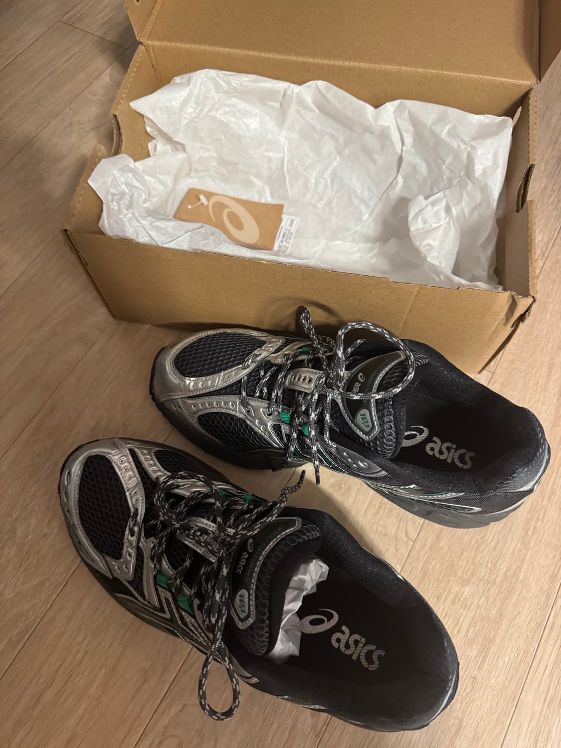 아식스 젤 님버스 10.1 옵시디언 그레이 그린 바질 상품이미지2