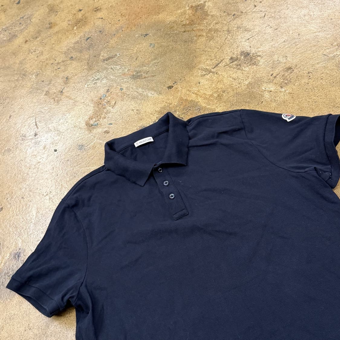 [정품] 몽클레어 블랙 반팔 폴로티 b15 상품이미지1