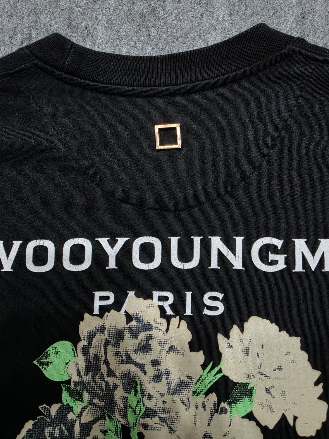 우영미 백로고 플라워 프린팅 반팔티 110 상품이미지5