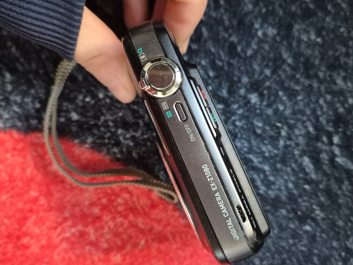 카시오 엑슬림 z1080 블랙 상품이미지2