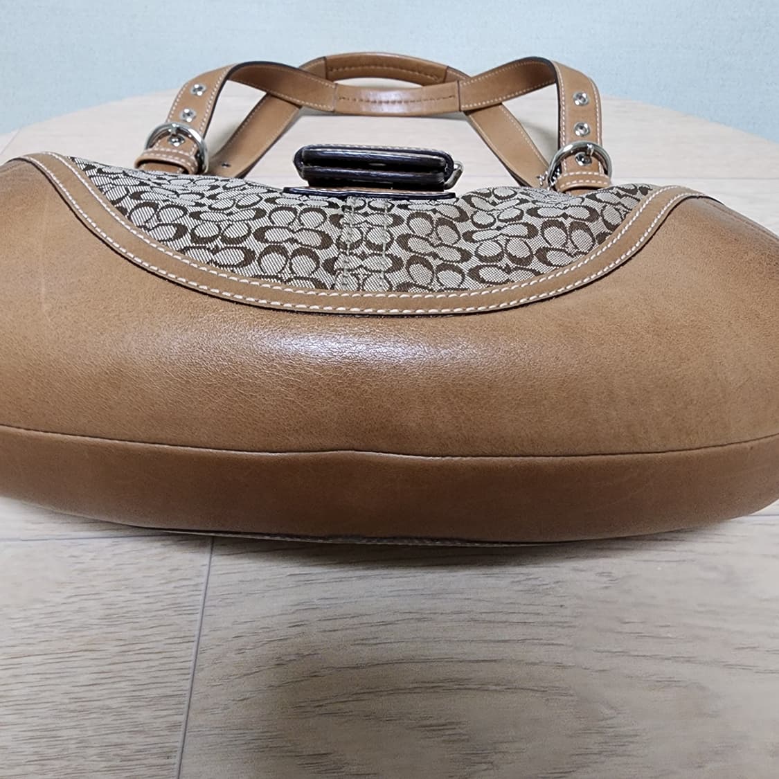 상태굿)코치 버클 숄더백 브라운 상품이미지6