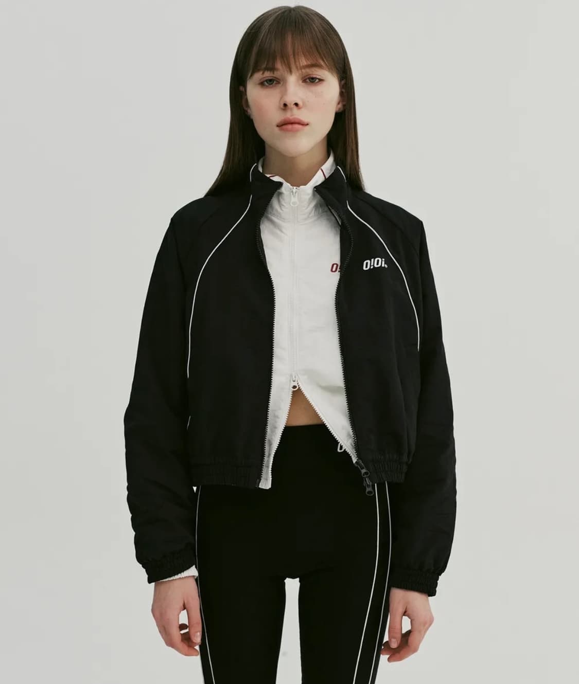 오아이오아이 버티컬 파이핑 크롭 바람막이 상품이미지2