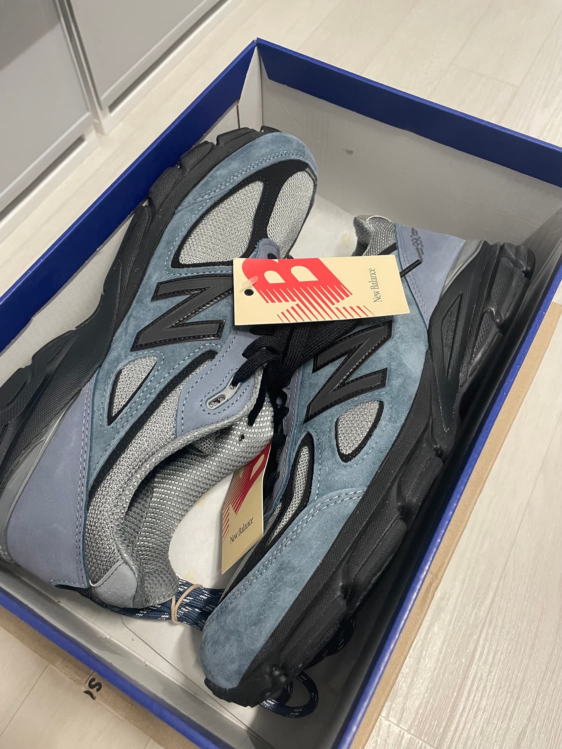 [285] 뉴발란스 990v4 아크틱 그레이 새상품 상품이미지2