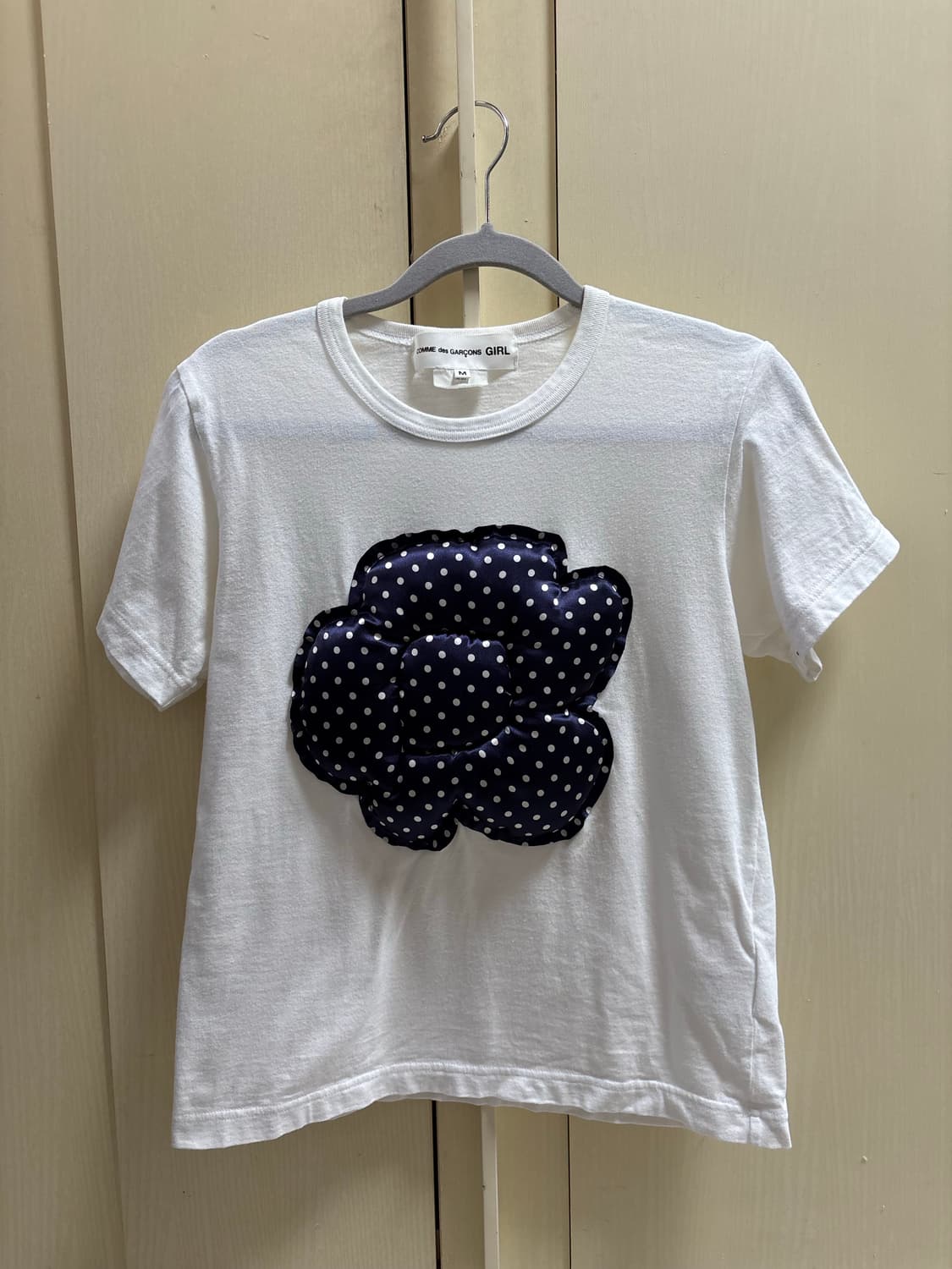 꼼데가르송 걸 플라워 티셔츠 상품이미지1