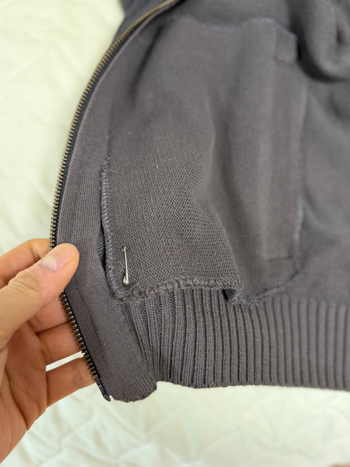 3) 폴리테루 트랙 니트 집업 차콜 상품이미지3