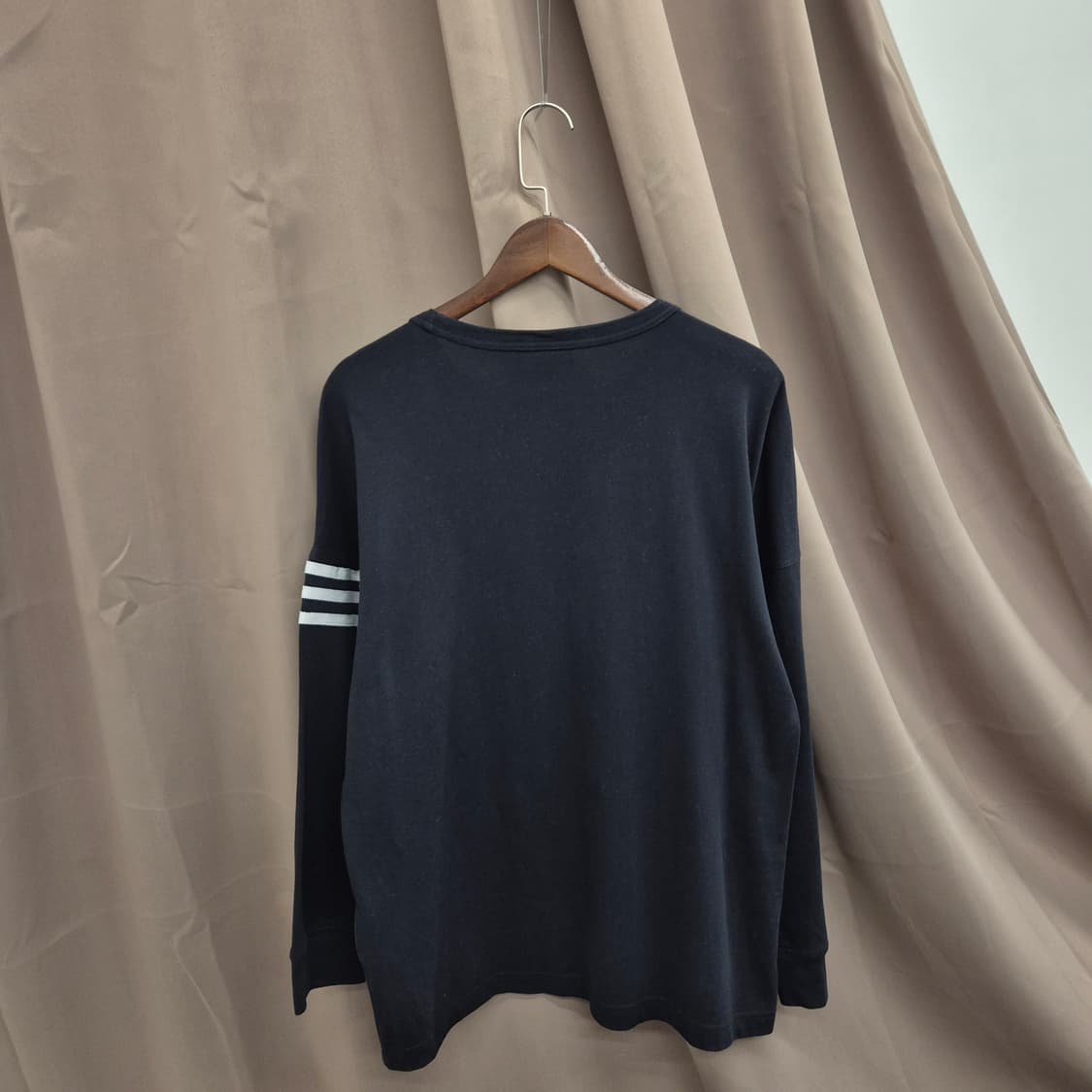 아디다스 오리지널스 뉴클래식 롱슬리브 M 상품이미지6