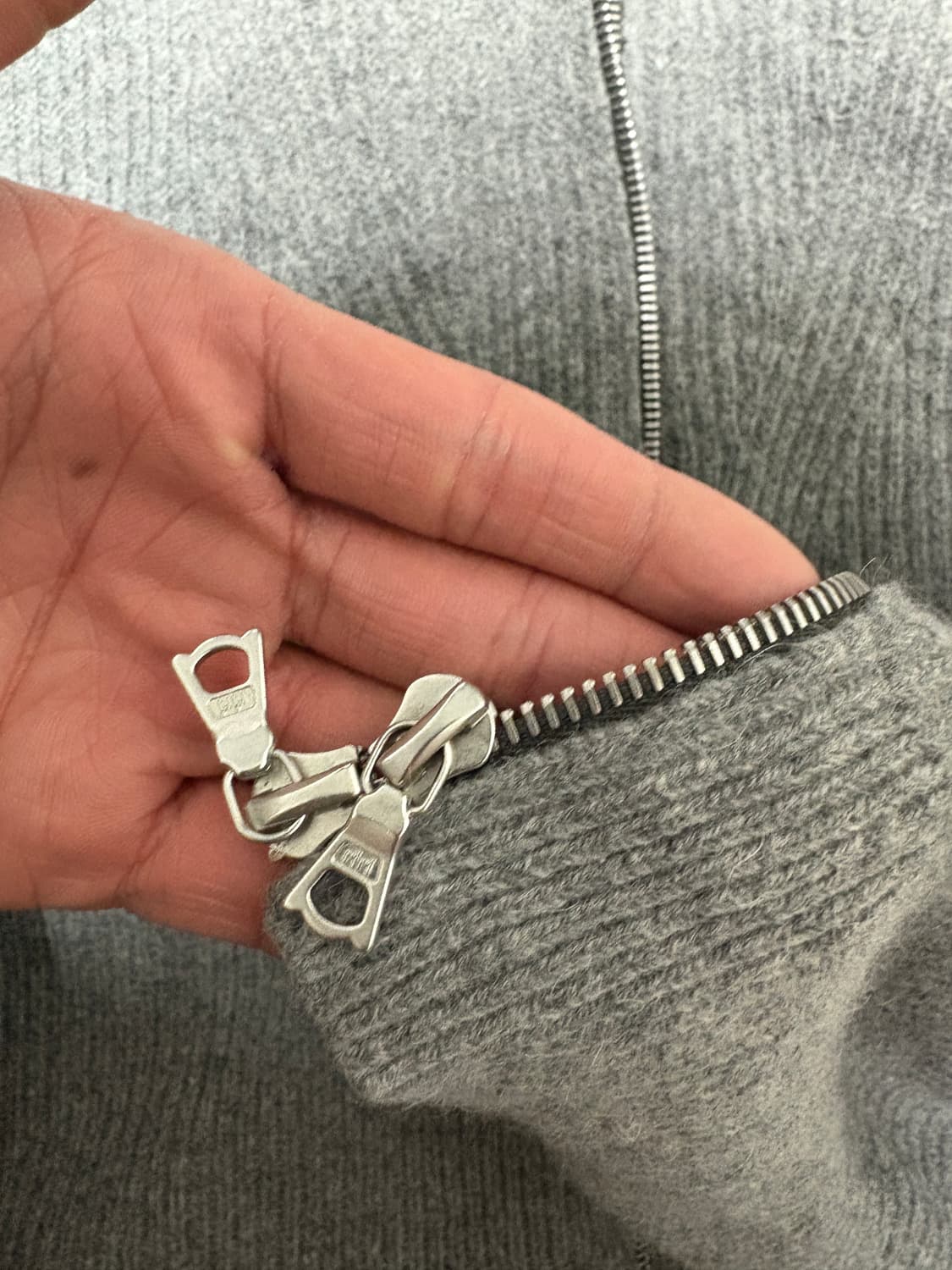 Dries Van Noten Wool zip-up 상품이미지3