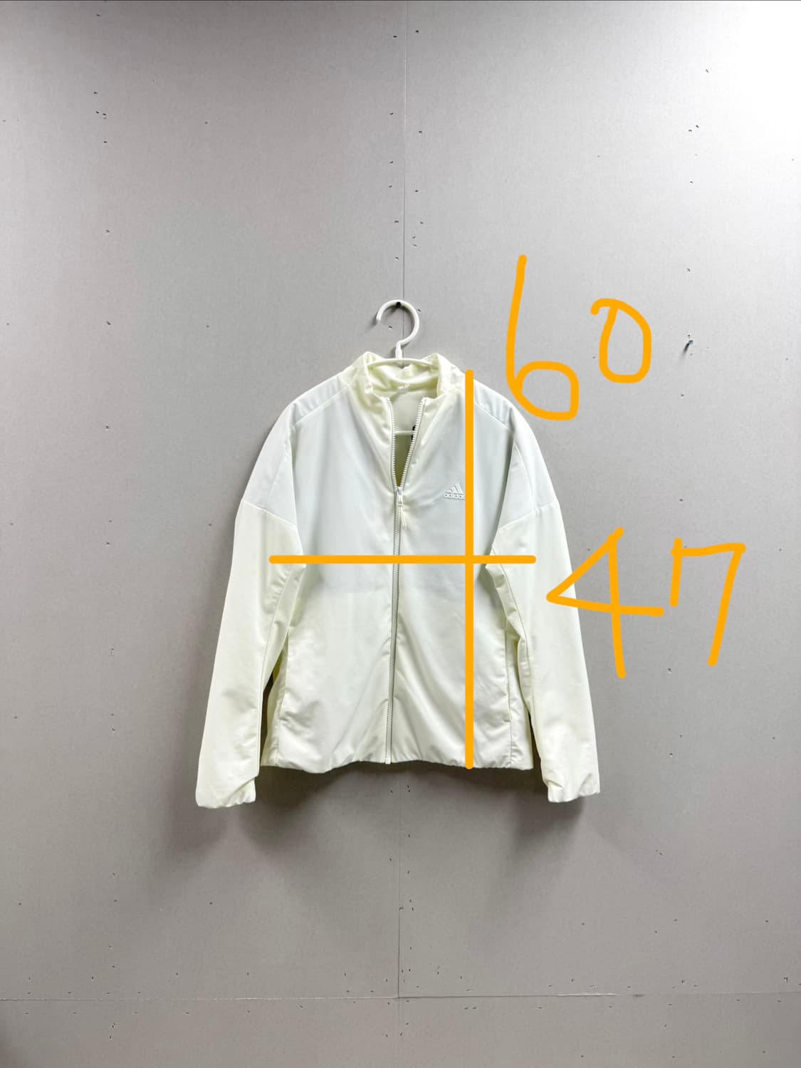 여성 S / 아디다스 바람막이 방풍자켓 트레이닝 아이보리 상품이미지2