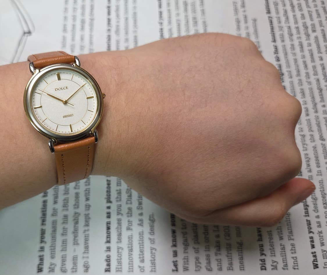 레어] 빈티지 세이코 돌체 화이트 스파클 다이얼 논데이트 슬림쿼츠
 상품이미지7