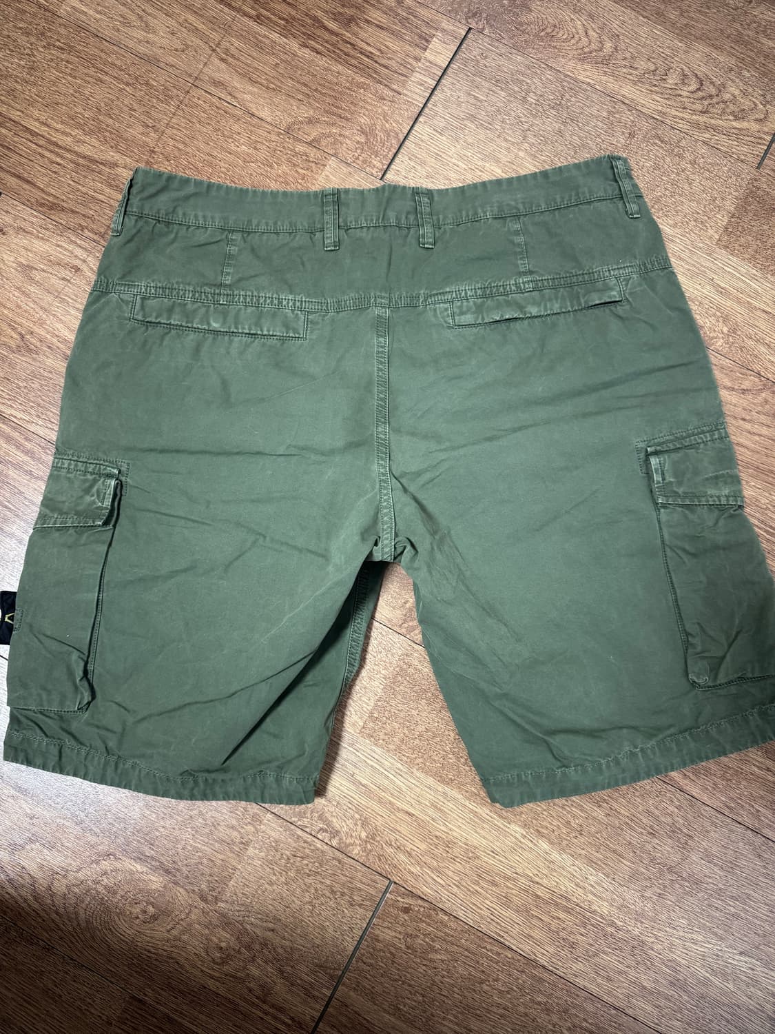 스톤아일랜드 카고 반바지 팝니다 상품이미지2