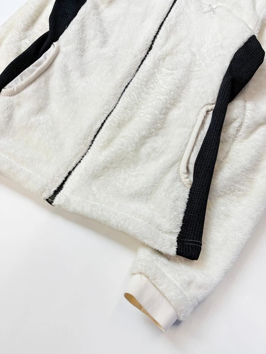 몬츄라 00's 우먼스 시그니처 플리스 후디 집업 PN5702 상품이미지4