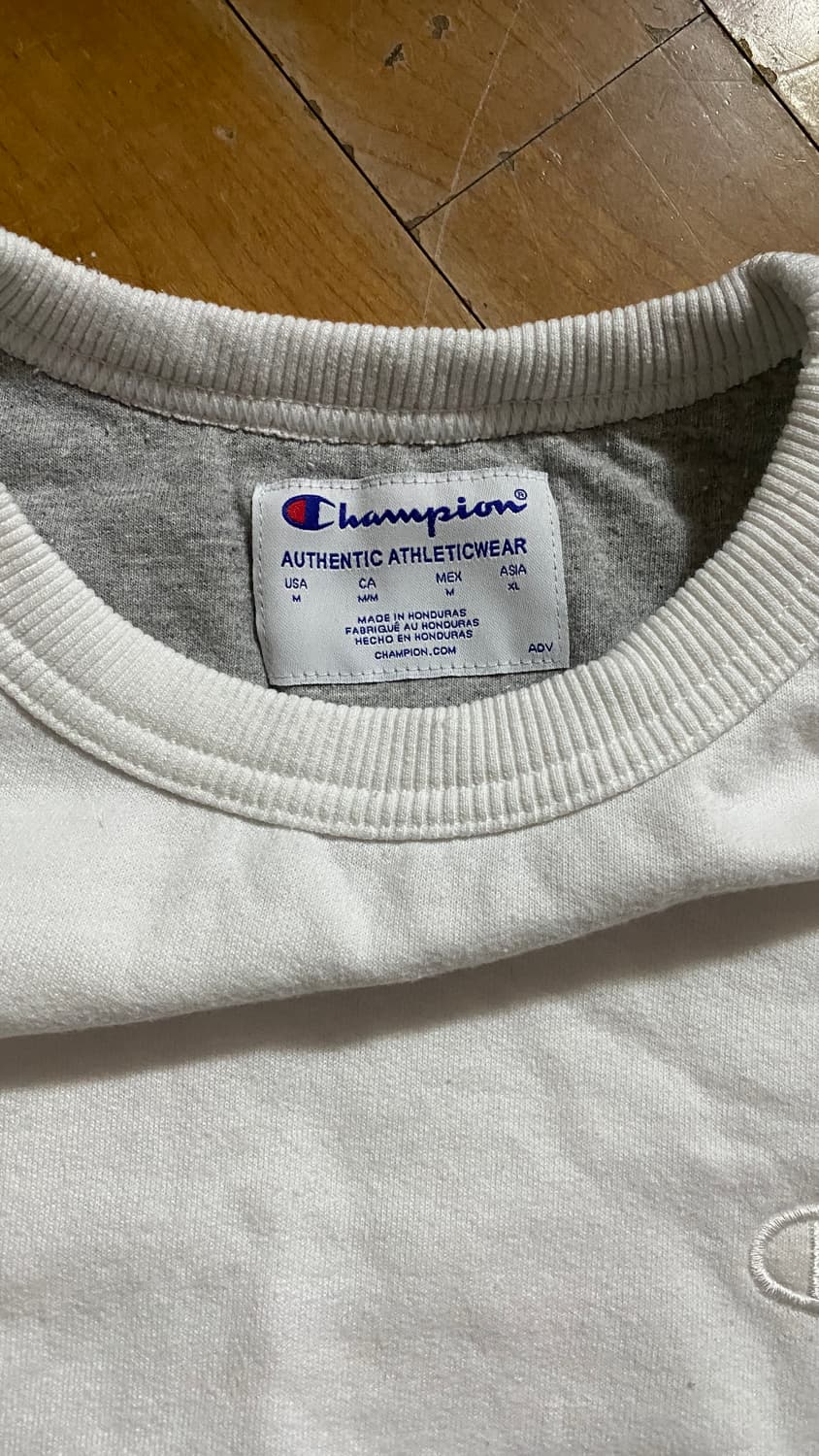 챔피온 흰색 맨투맨 아시아핏 XL 상품이미지2
