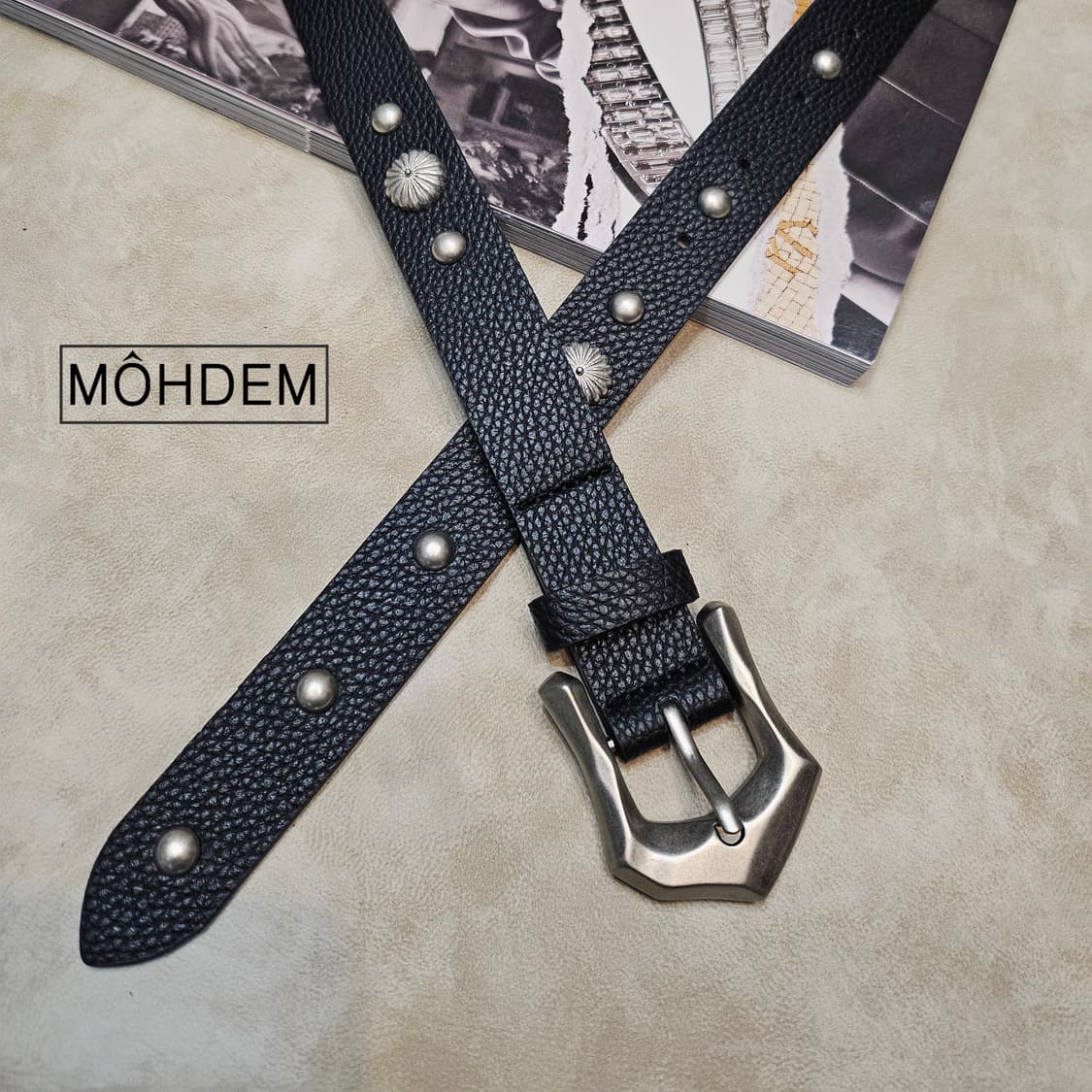 [Unisex] 플라워 찡 스터드 소가죽 벨트 상품이미지4