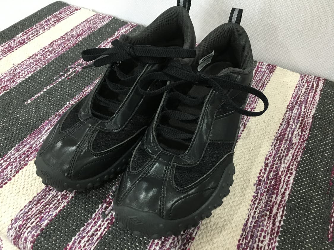 (240) 엄브로 메이브 블랙 상품이미지1