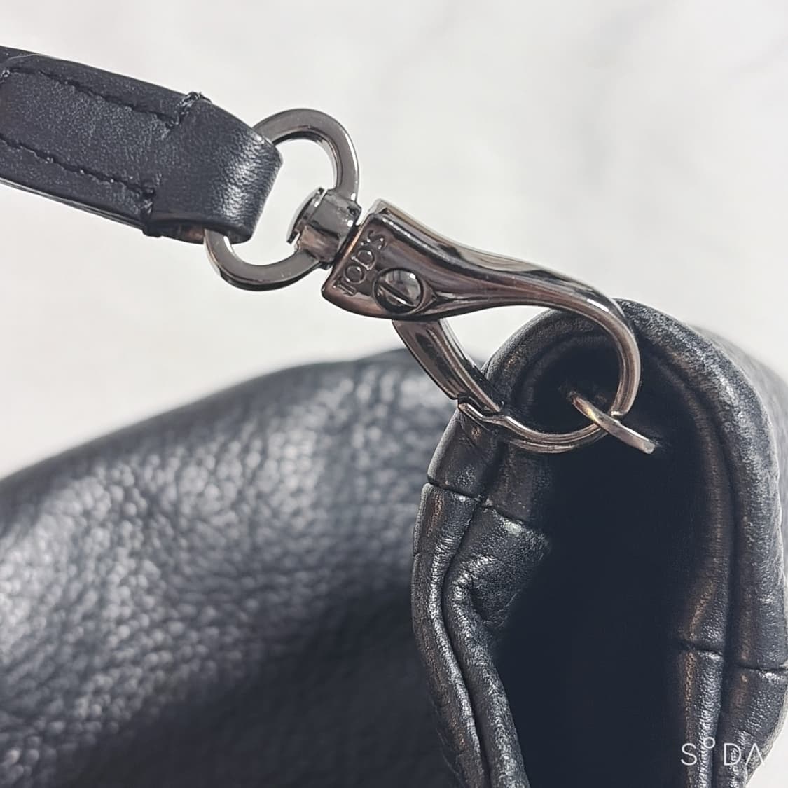 TOD'S 토즈 블랙 레더 숄더백 상품이미지7