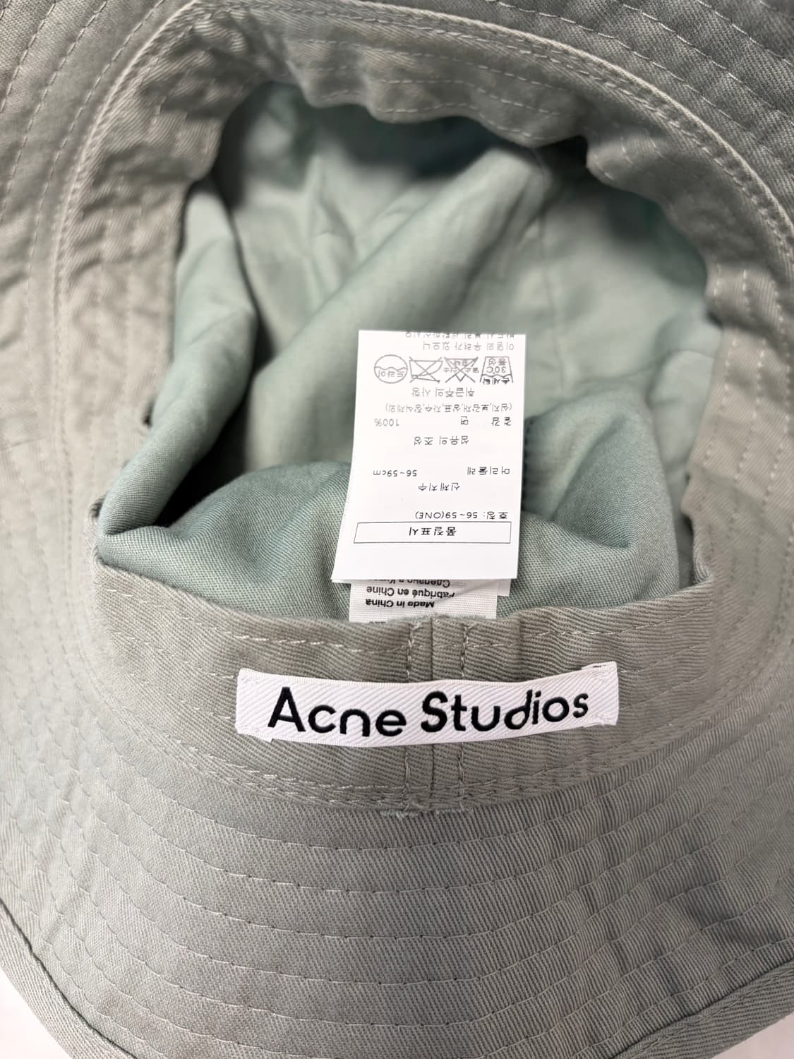 아크네 스튜디오 로고자수 버킷햇 상품이미지3