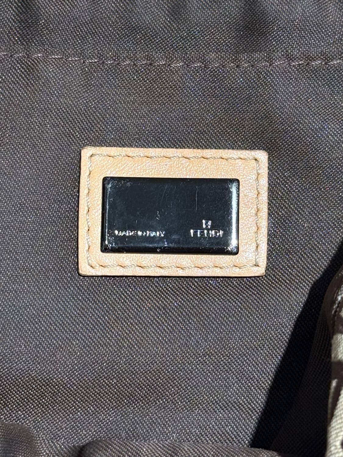 펜디 베이지 주키노 플랩 포쉐트 숄더백 상품이미지8