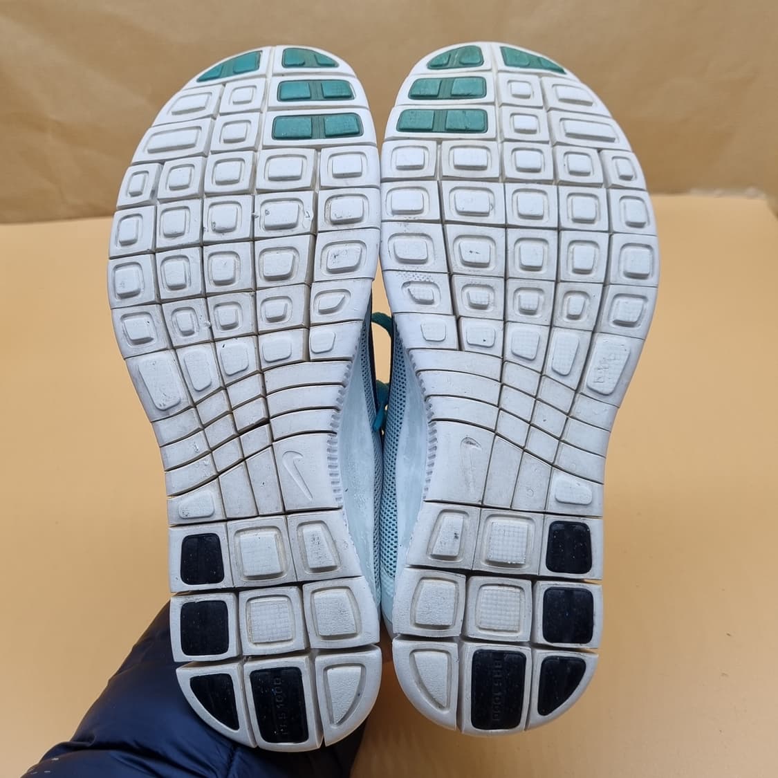 나이키 프리런4.0 런닝화240 상품이미지3