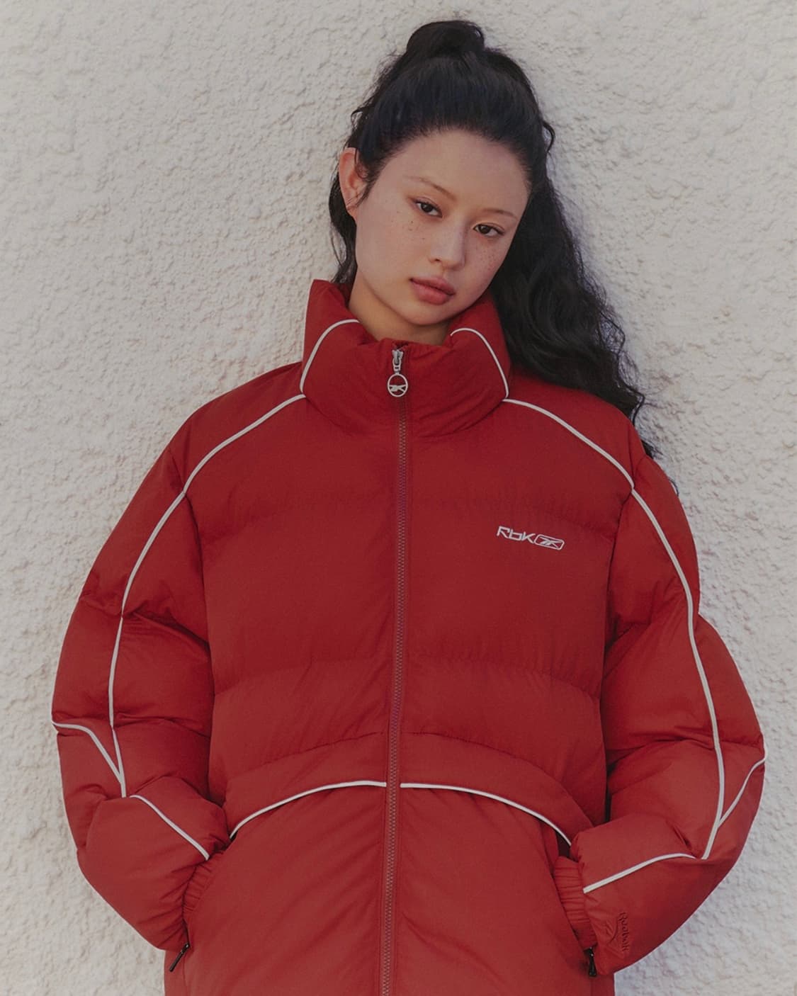 리복 서지수패딩 프리미어 볼패딩 다크레드 S 새상품 상품이미지1