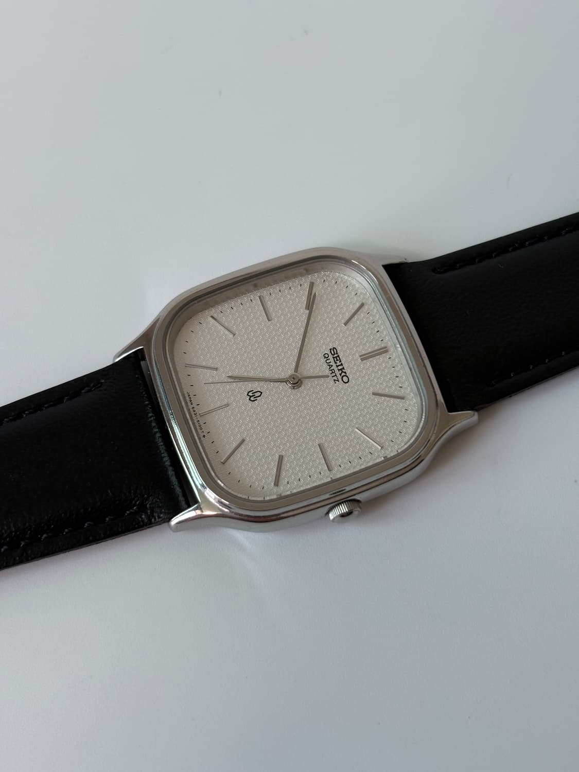 1980s Chariot Texture Dial Square Quartz 상품이미지3