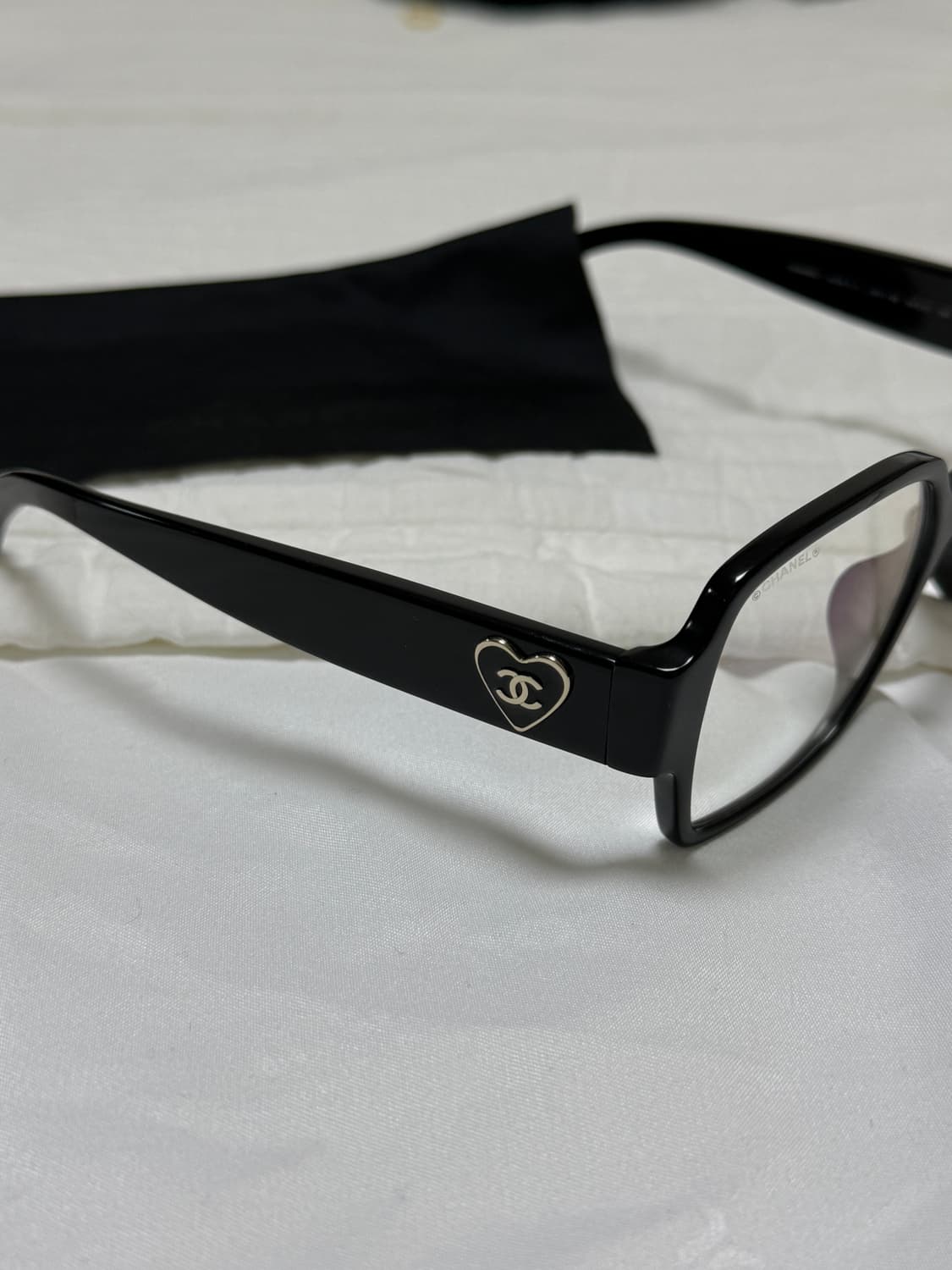 샤넬 블루라이트 스퀘어 하트안경  상품이미지3
