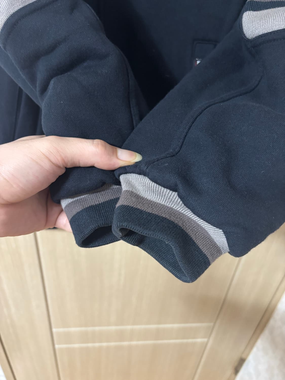 칼카니 블랙 스타디움 자켓 상품이미지7
