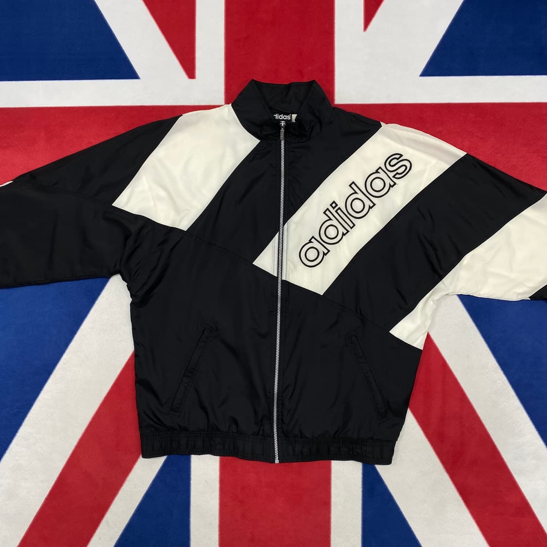 아디다스 올드스쿨 바람막이 L  상품이미지2