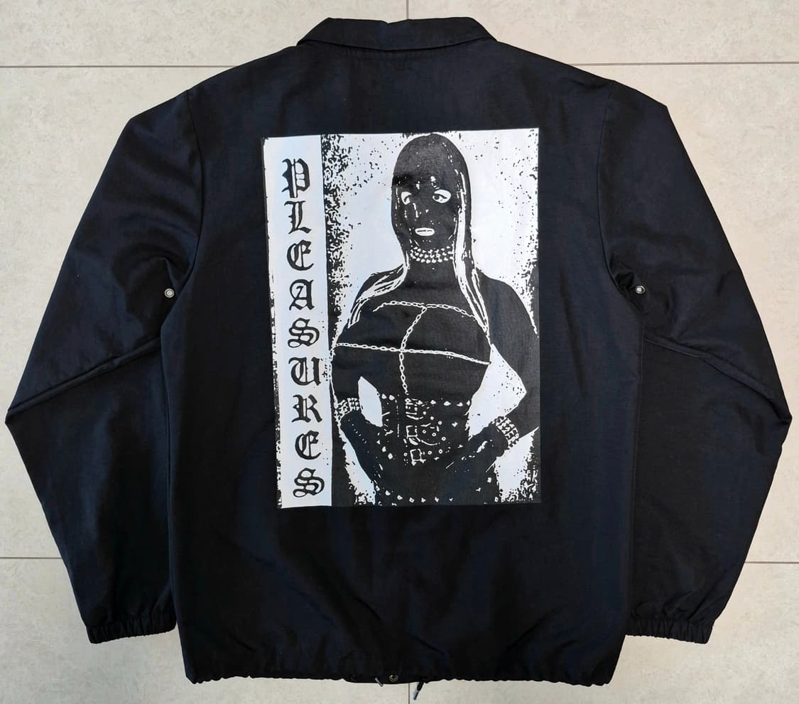 PLEASURES Nylon Coach Jacket
[L] 상품이미지7