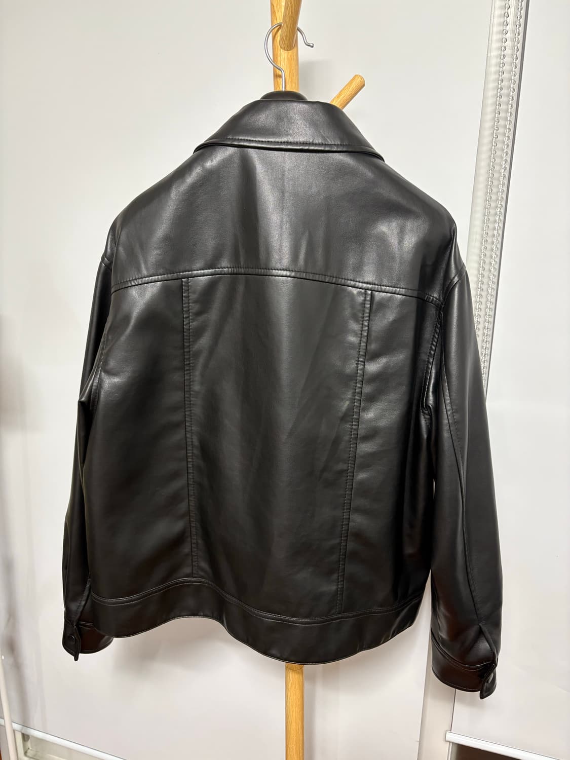 스파오 레더자켓 상품이미지2